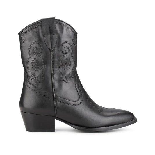 Western Moco black